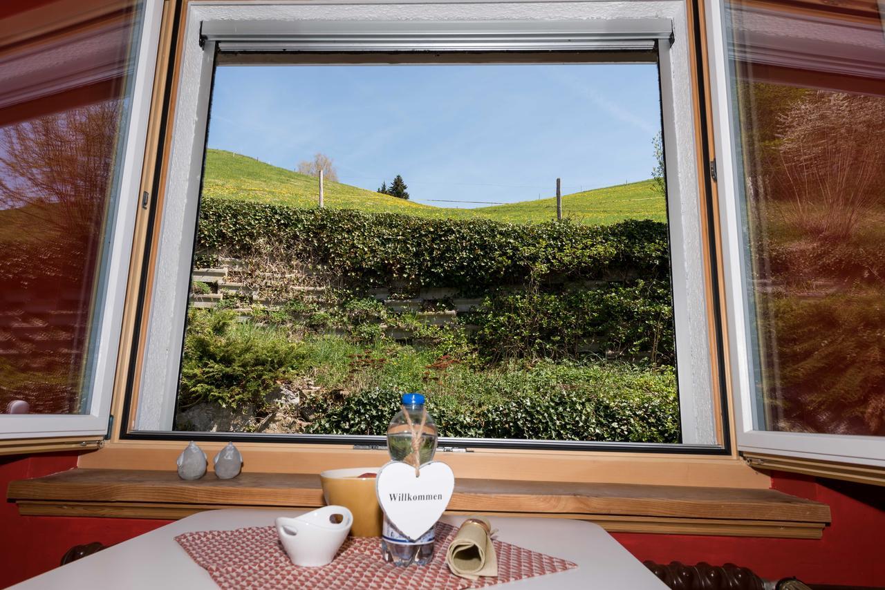 Bnb Alpenblick Lütisburg エクステリア 写真